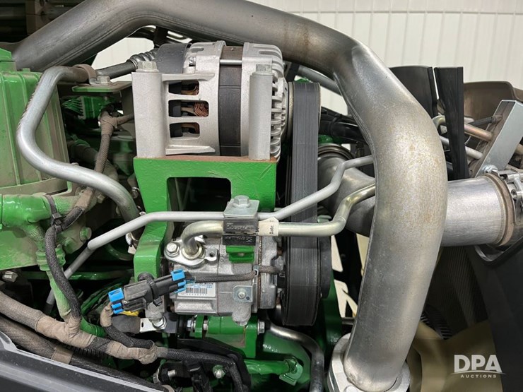 john-deere-8r-340-image-62