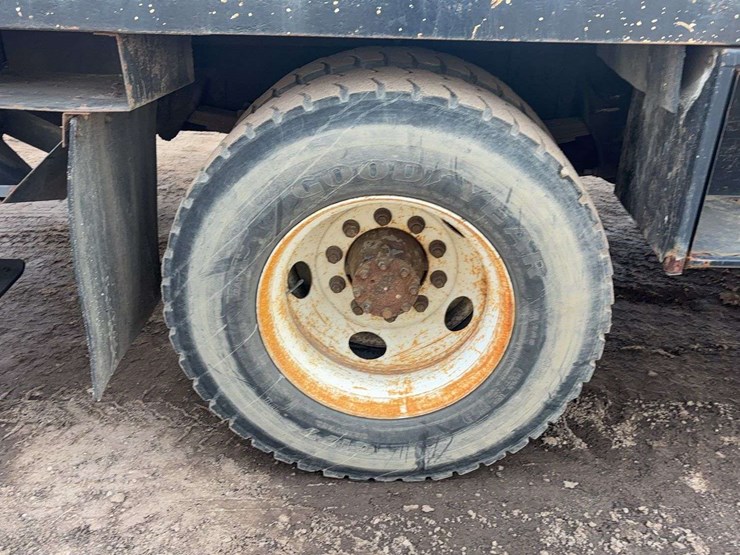 international-durastar-4300-image-12