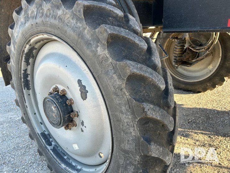 case-ih-patriot-4440-image-23