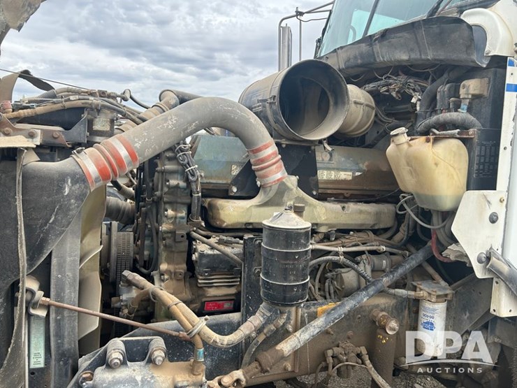 kenworth-t800-image-8