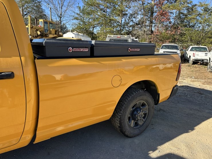 2012-dodge-ram-2500-image-12