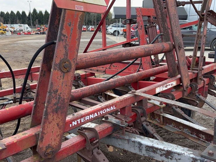 international-4500-image-16