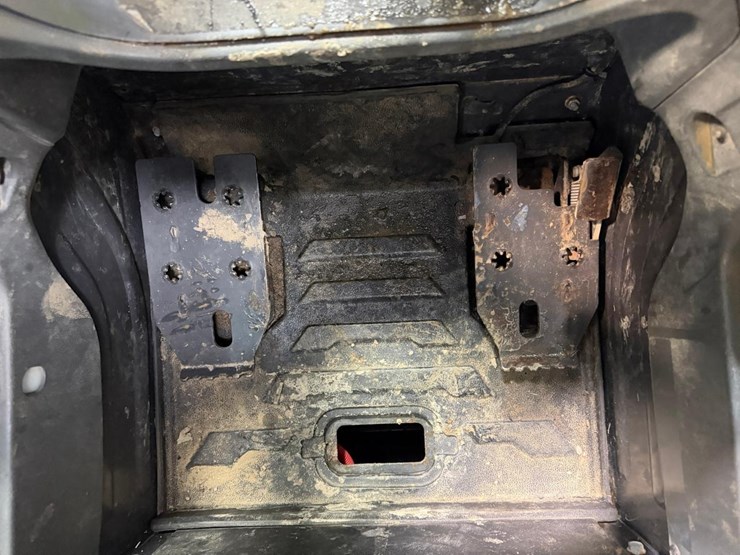 2022-bobcat-t66-image-30