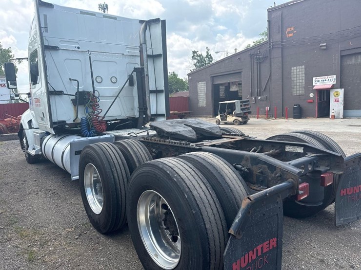 2015-international-prostar-image-7