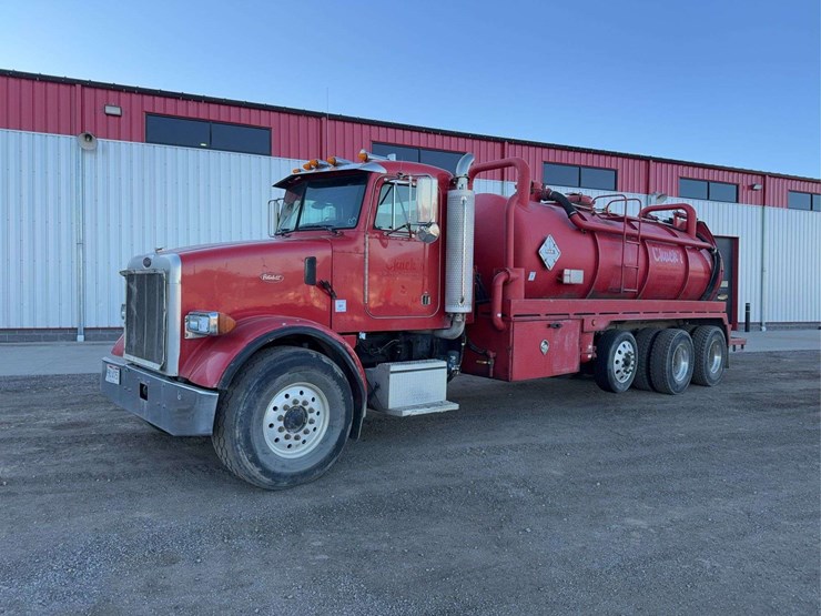 2004-peterbilt-357-image-1