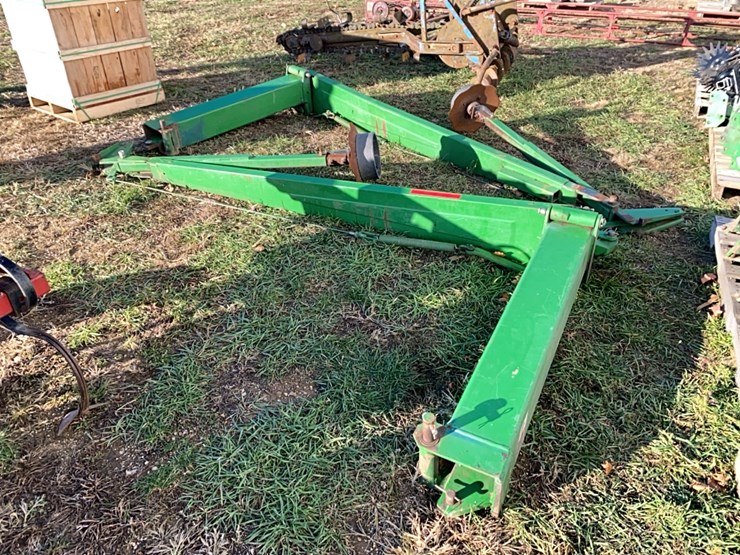 john-deere-7200-image-1