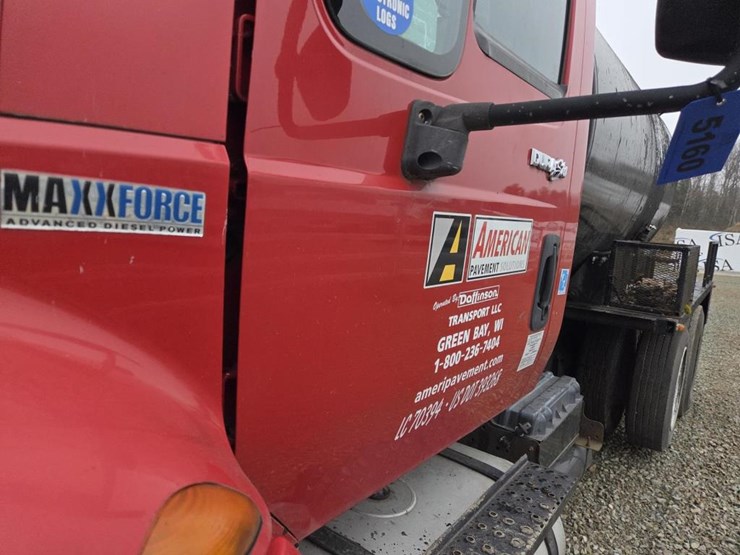 2011-international-durastar-4400-image-17