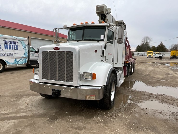 2015-peterbilt-365-image-6
