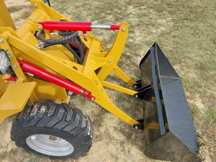 new-agt-gas-hyd-mini-wheel-loader-image-4