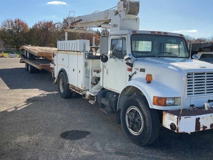 1995-international-4700-image-3