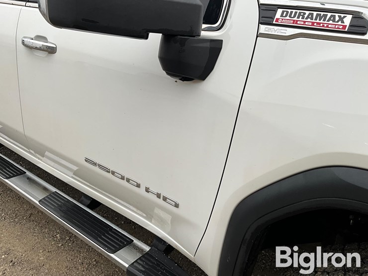 2022-gmc-sierra-2500-image-13