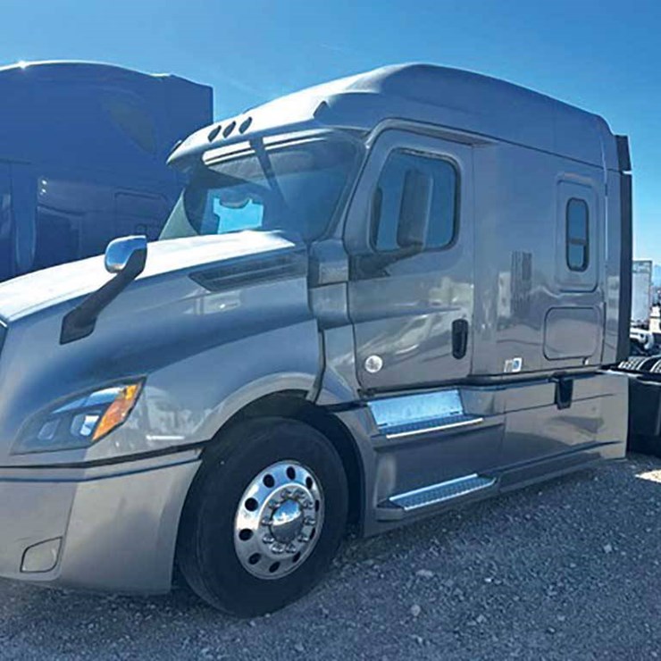 2019 FREIGHTLINER CASCADIA 126
