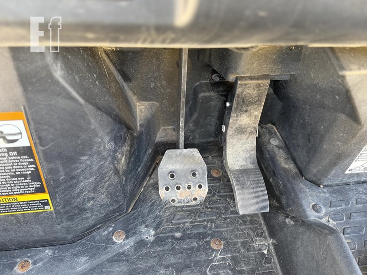 john-deere-gator-xuv-835m-image-23