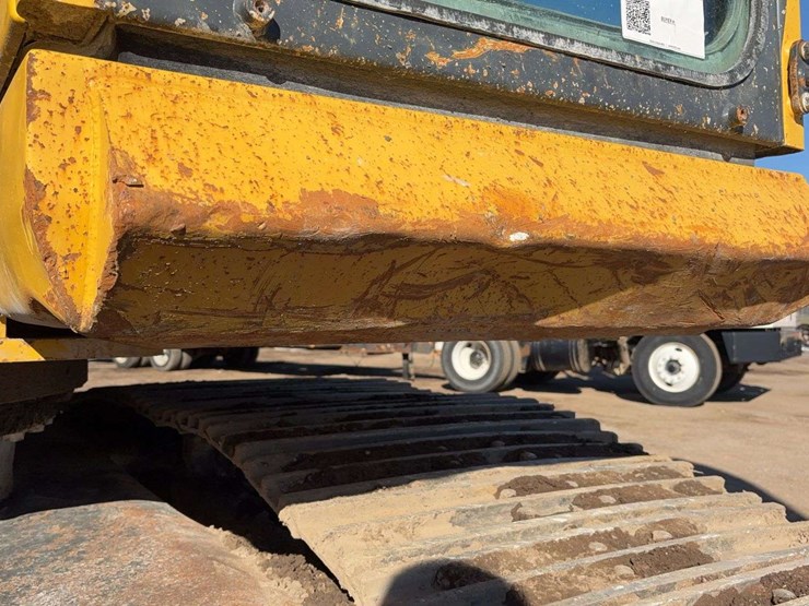 komatsu-pc210-lc-10-image-28