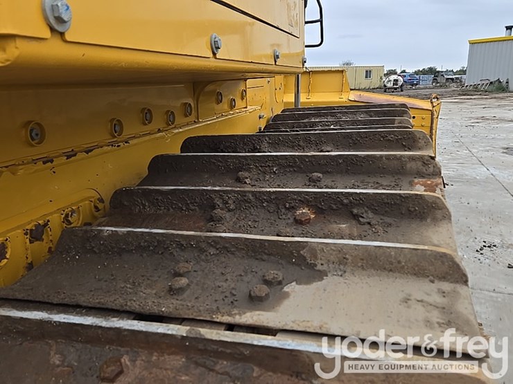 2019-deere-850l-lgp-image-23