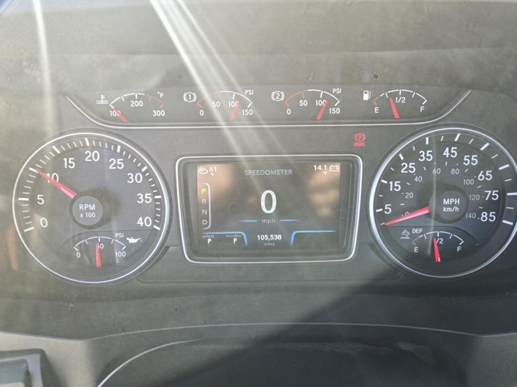 2022-international-mv607-image-59