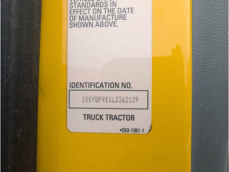 2020-kenworth-t880-image-28