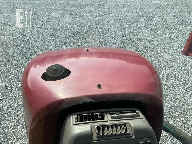 case-ih-patriot-3330-image-56