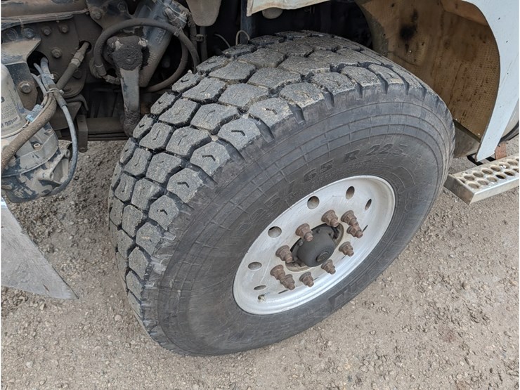 western-star-4700sb-image-19