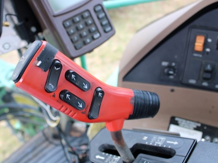 john-deere-4700-image-17