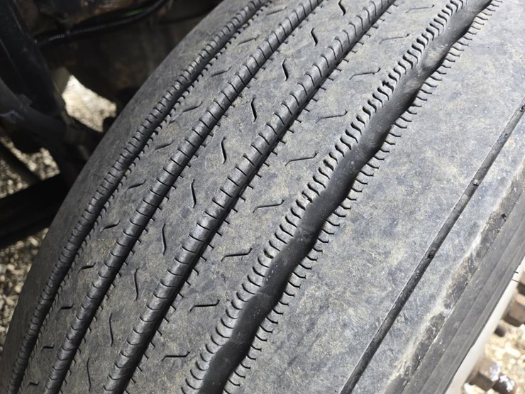 2013-kenworth-t660-image-63