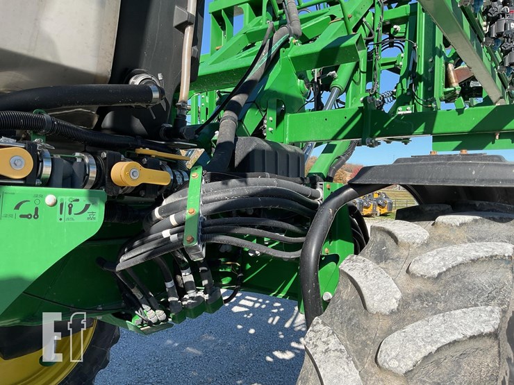 john-deere-r4038-image-38