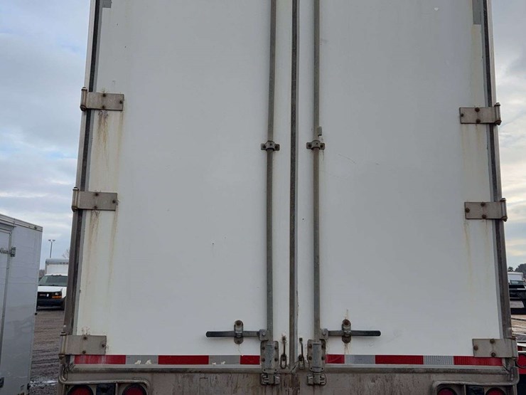 2002-utility-van-image-12