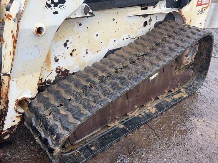 bobcat-t300-image-6