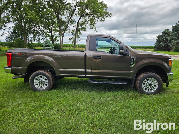 2017-ford-f250-image-4