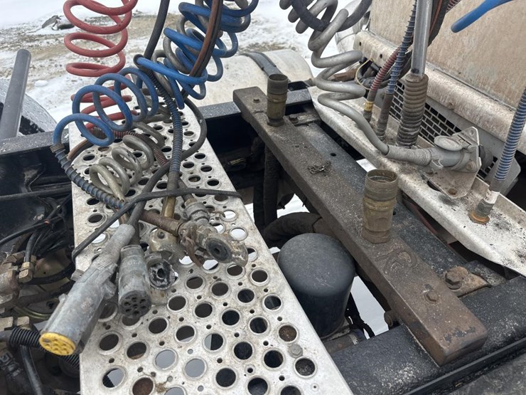 2007-peterbilt-385-image-20