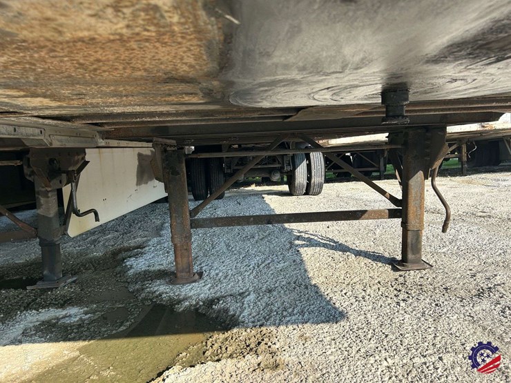 2015-stoughton-28-ft-x-102-in-image-17