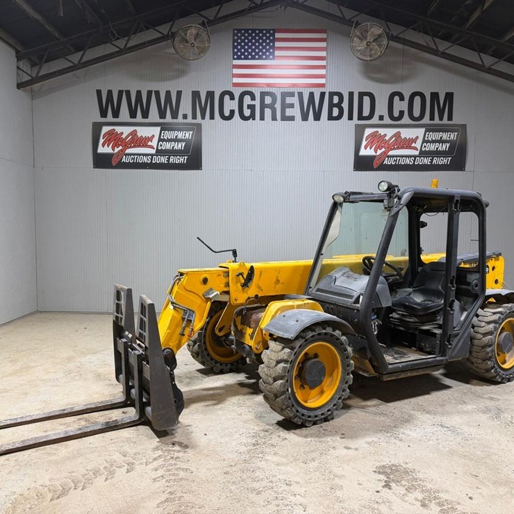 2015 JCB 525
