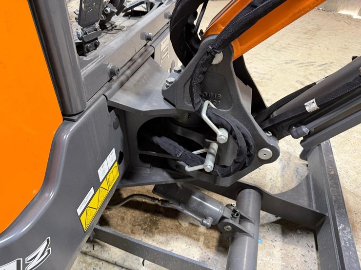 2026-develon-dx27z-7-image-24