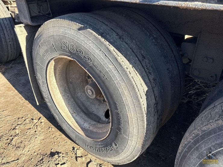 1974-trim-40'-flatbed-trailer-image-12