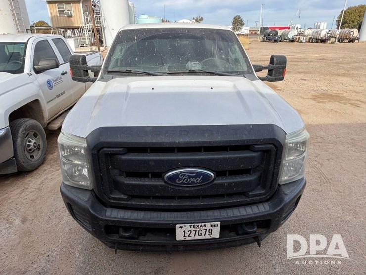 ford-f250-xl-image-3
