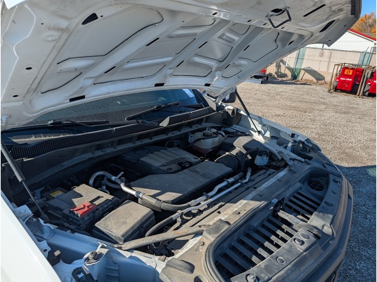 2022-chevrolet-1500-image-28