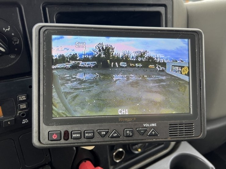 2013-international-7500-s/a-dump-truck-image-35