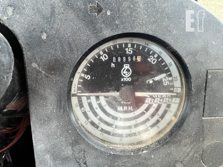 john-deere-3155-image-36