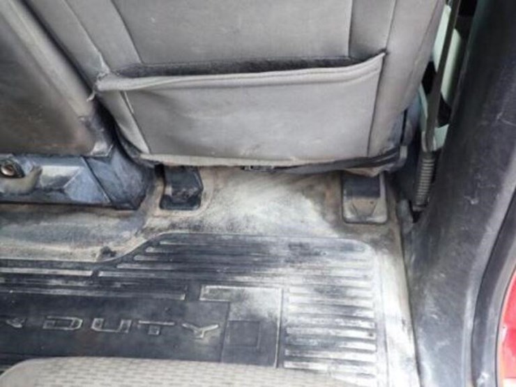 ford-f350-xlt-image-51