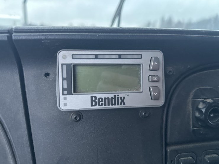 2014-international-prostar-image-31