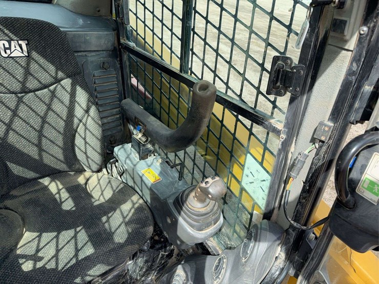 caterpillar-259d-image-34