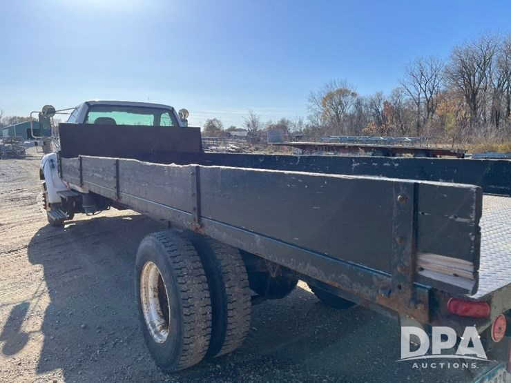 ford-f650-xlt-image-34