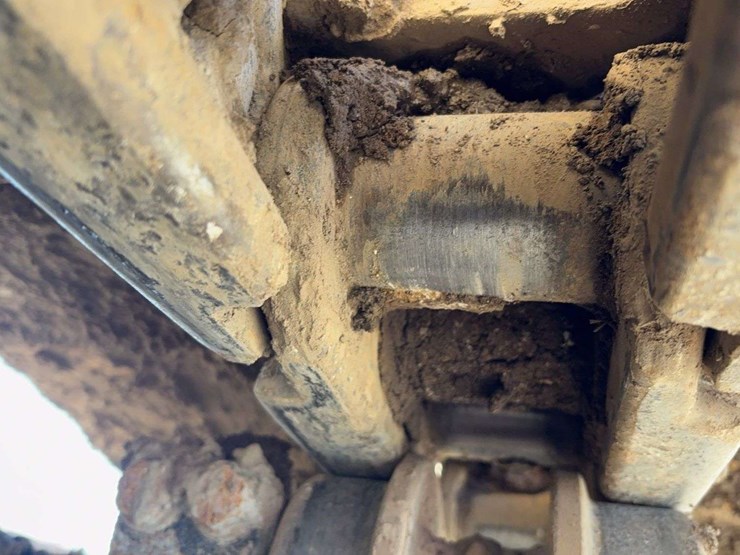 komatsu-pc210-lc-10-image-23