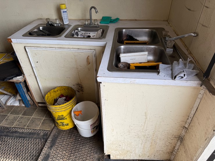 1992-cargo-wells-image-30