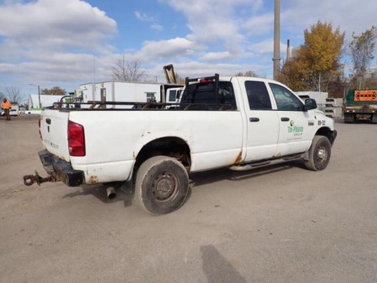 dodge-ram-3500-image-6