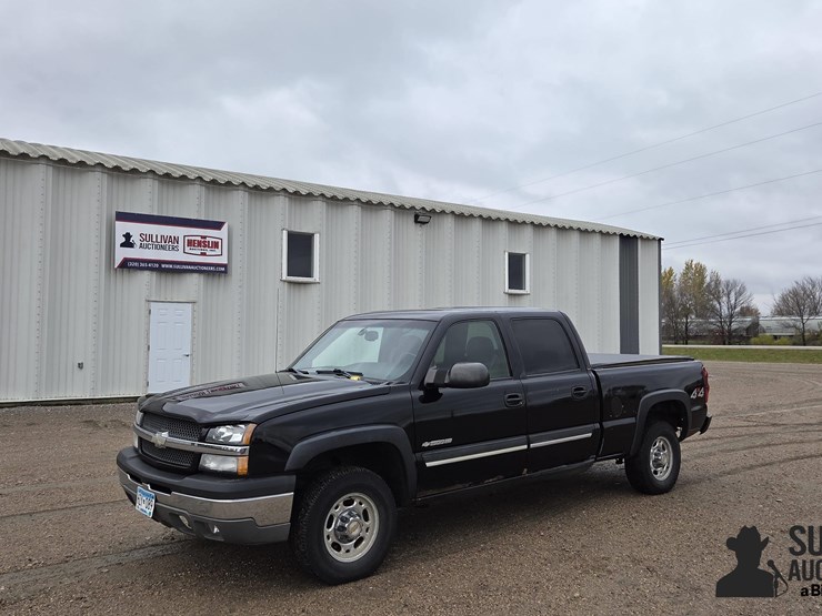 2003-chevrolet-1500hd-ls-4x4-pickup-truck-image-1