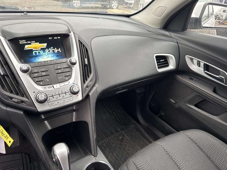 2015-chevrolet-equinox-image-20