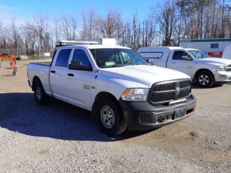 2016-dodge-1500-image-3