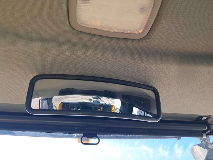 2018-hyundai-hl965-image-33