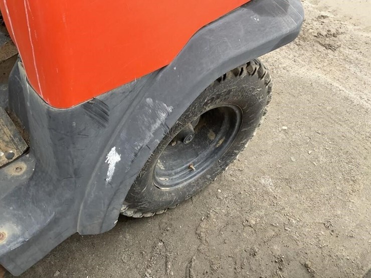 kubota-rtv900xt-image-15